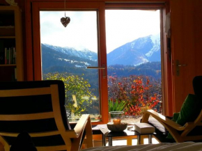 Гостиница Ferienwohnung mit Sicht auf die Berge (Nähe Flims/Laax)  Трин